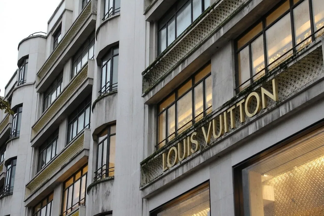 Ravalement de façade commerciale à Somme